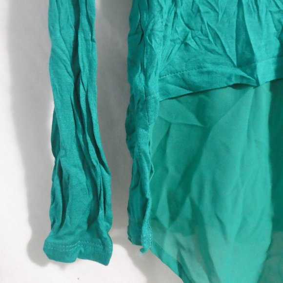 U2B | medium | Long Sleeve Shirt With Keyhole Back and Faux Undershirt Back - Picture 14 of 16